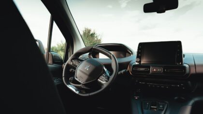 Adaptiv cruisekontroll i trafikken: slik bruker du systemet smart og oppmerksomt