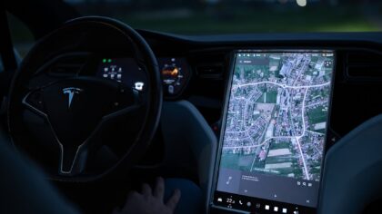 Smart bruk av bilens programvare: slik får du mer ut av elbilen din