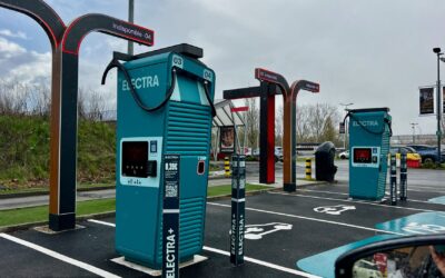 Offentlig lading av elbil uten stress: slik unngår du typiske feil og dyre kilowattimer