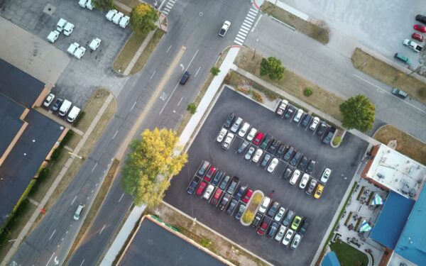 Parkering uten sensorer: slik bruker du øynene bedre enn bilen bruker elektronikken