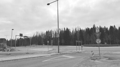 Skiltgjenkjenning i bilen: slik tolker du varsler, begrensninger og feil