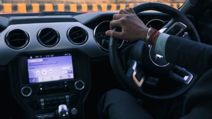 Stemmestyring i bilen: slik bruker du talekommandoer uten frustrasjon