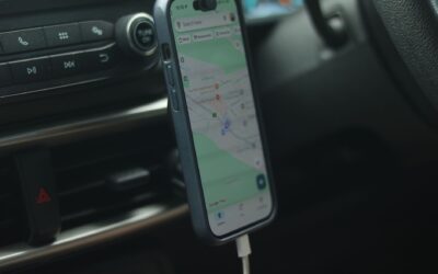 Trådløs mobillading i bilen: slik får du det til å fungere uten frustrasjon